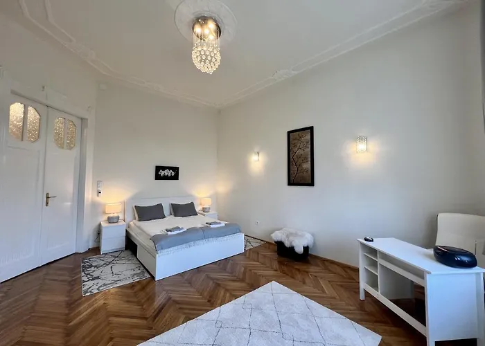 Krisztina Апартаменты